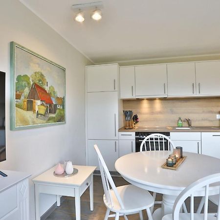 Ferienwohnung "Zur Rebe" Middelhagen Exterior foto
